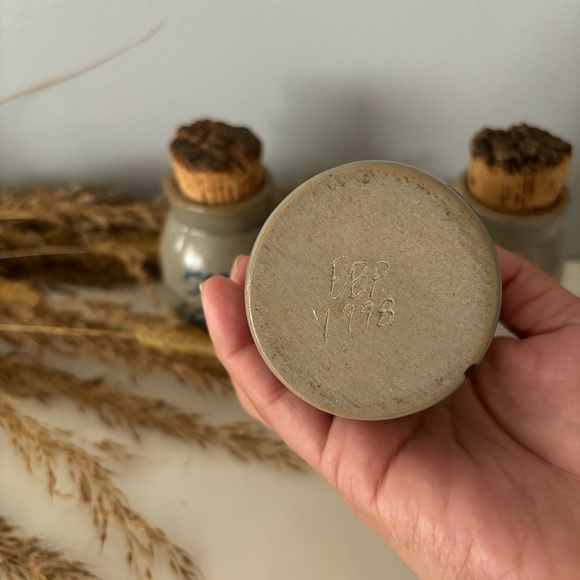 Beaumont Brothers Pottery Spice Jars - Picture 4 of 7